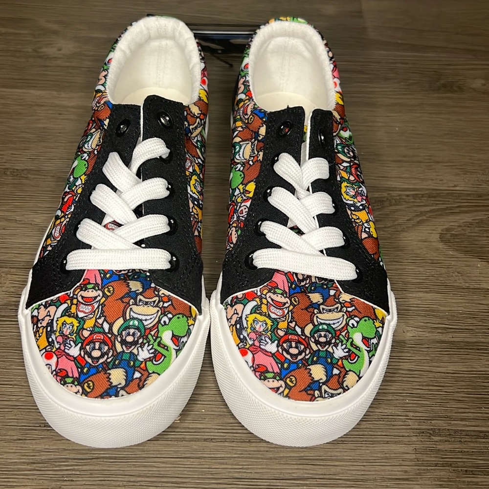 Nintendo Super Mario Bros Lace Up Low Top Shoes